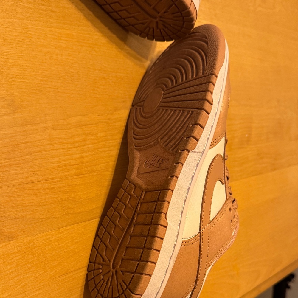 Nike Tan and White Women's Sneakers - Picture 3 of 4
